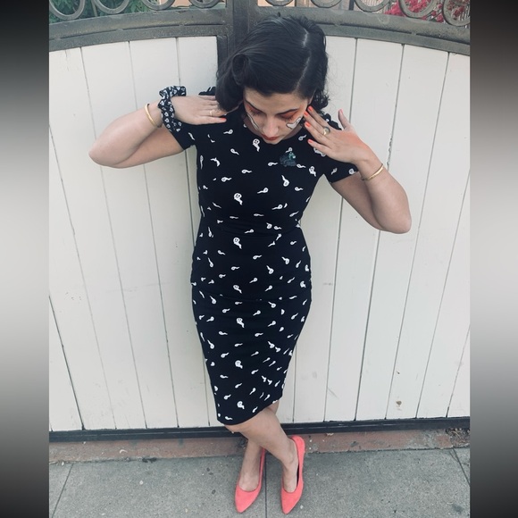 UV Retro Ghost Wiggle Dress - Picture 2 of 8